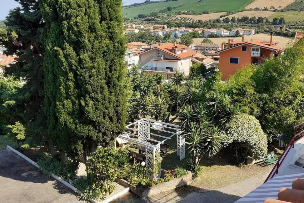 Pier Delle Vigne B&B Pineto Buitenkant foto